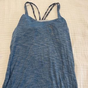 Lululemon tank top with built in bra